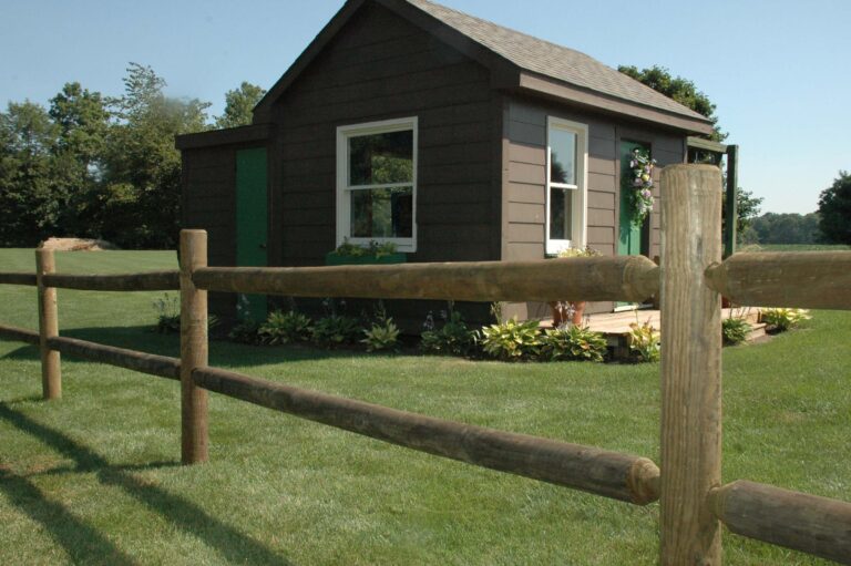 Round Rail Fencing