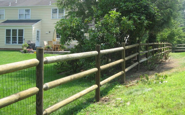 Round Rail Fencing